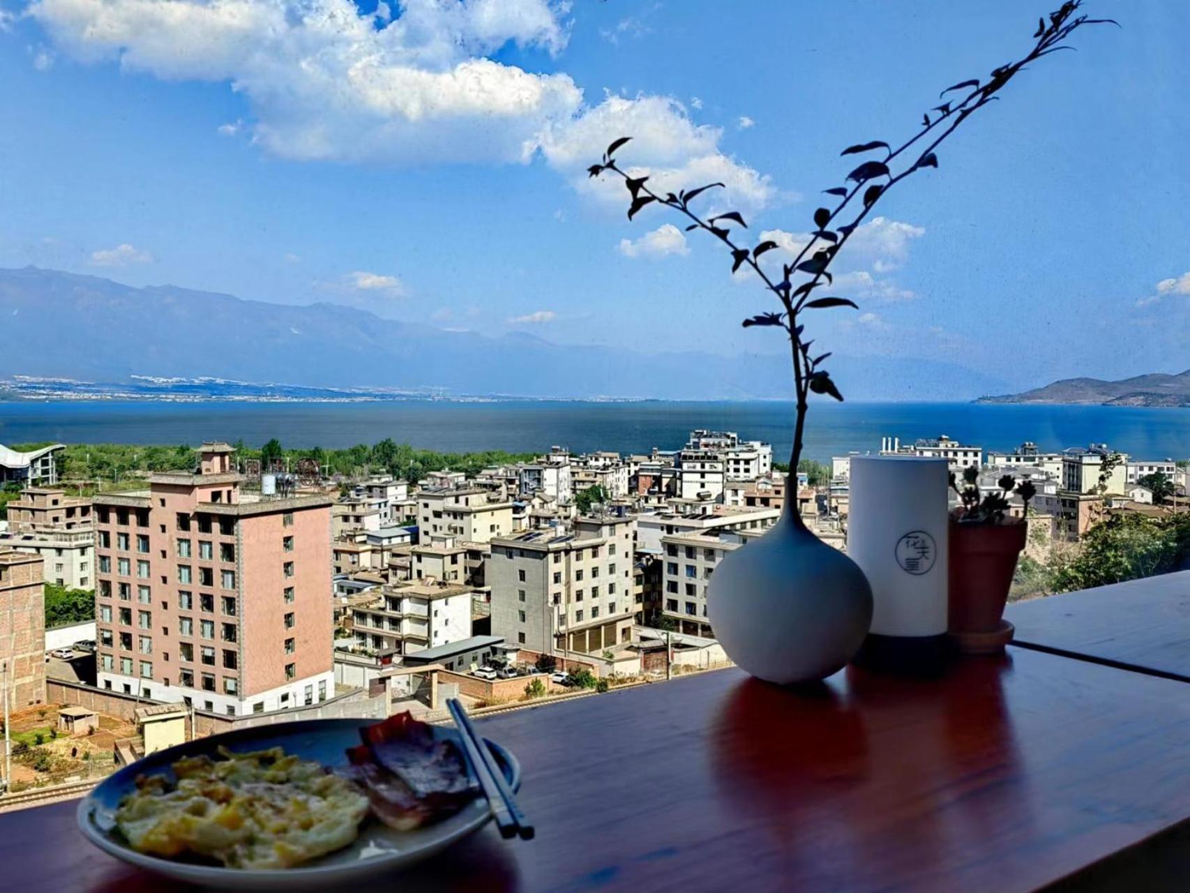 Dali Listening Sea View Villa大理听城海景别墅 מראה חיצוני תמונה